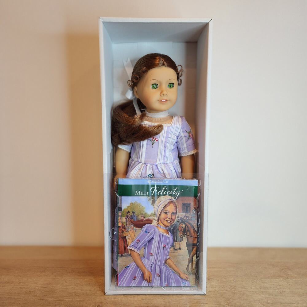 American Girl Felicity Merriman Doll Traveling Gown New in Box 2010